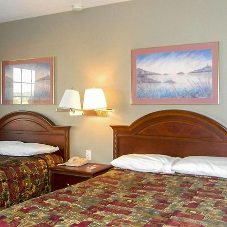 Rodeway Inn Wenatchee Exterior photo