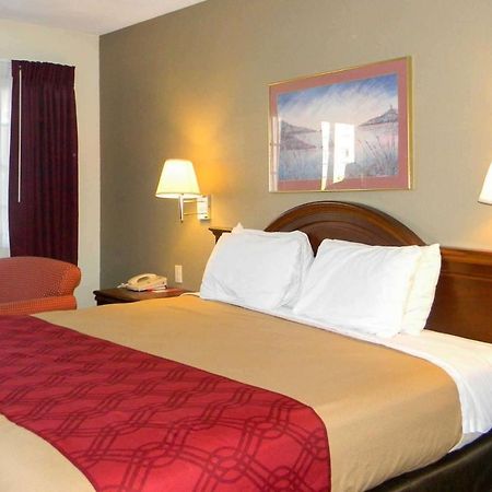 Rodeway Inn Wenatchee Exterior photo