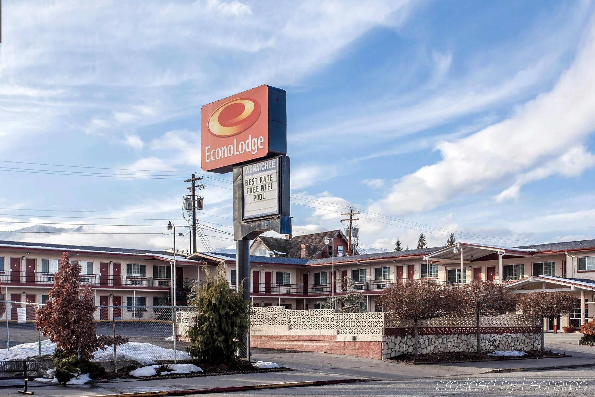 Rodeway Inn Wenatchee Exterior photo