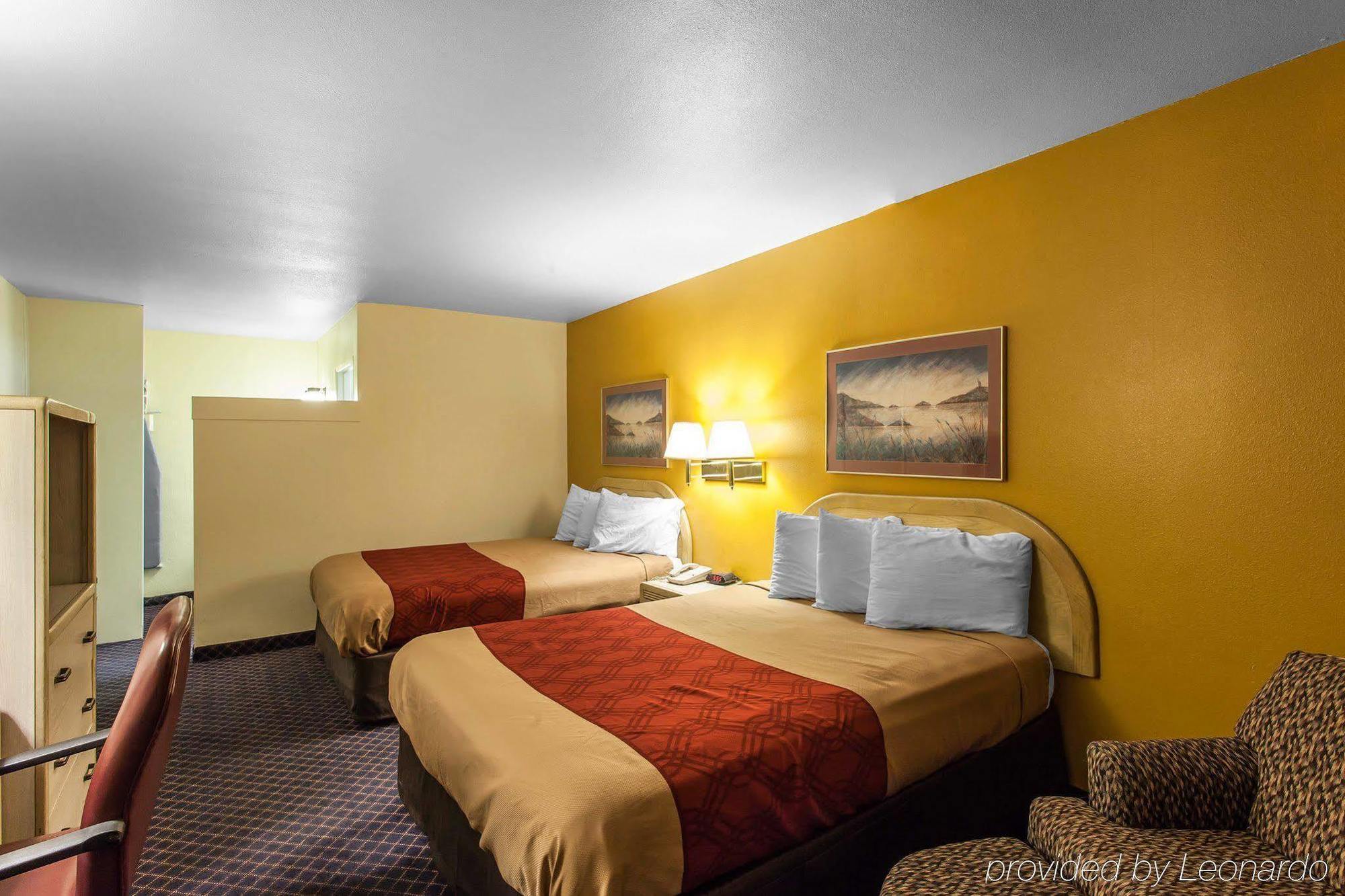 Rodeway Inn Wenatchee Exterior photo